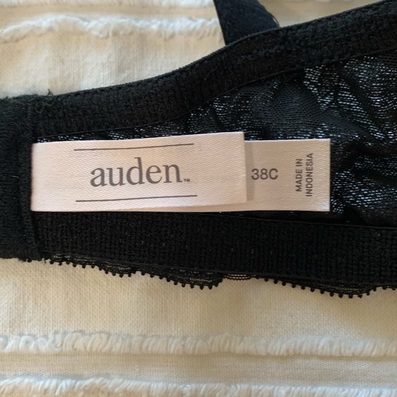 PushUp Coverage Bra - Picture 3 of 5